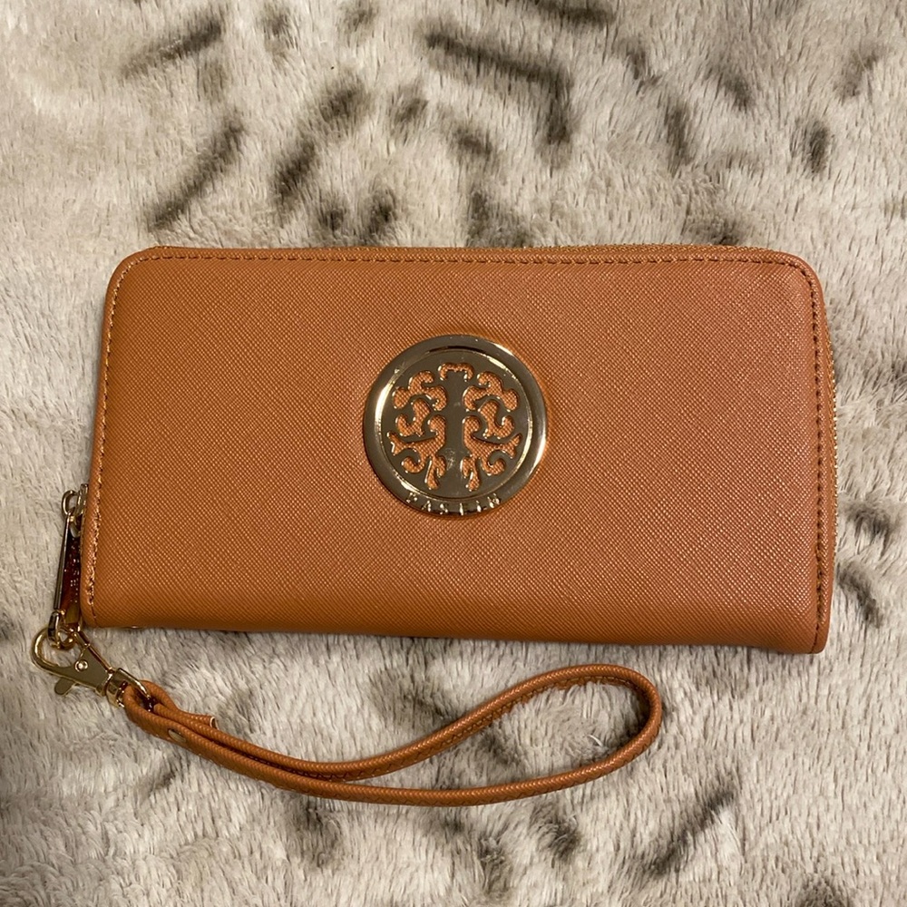 Brand New Wallet